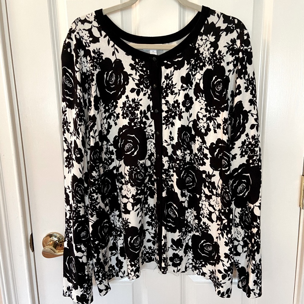 Charter Club Floral Cardigan/Top